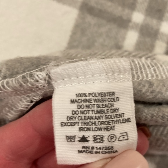 Shacket - Picture 4 of 4